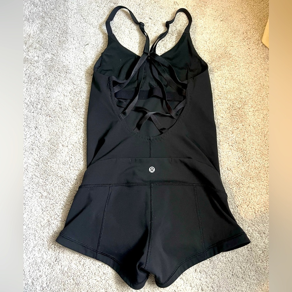 RARE Lululemon Minimalist Leotard